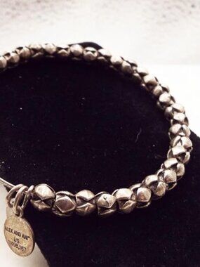 ALEX AND ANI SILVERY INFUSED W/ ENERGY TECHNLOGY BEADS ADJUSTABLE BRACELET 21